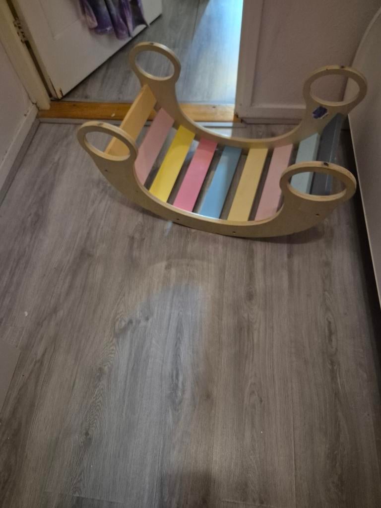 Houten Regenboog Schommel | Montessori Speelgoed, Ophalen, Gebruikt, Jongen of Meisje