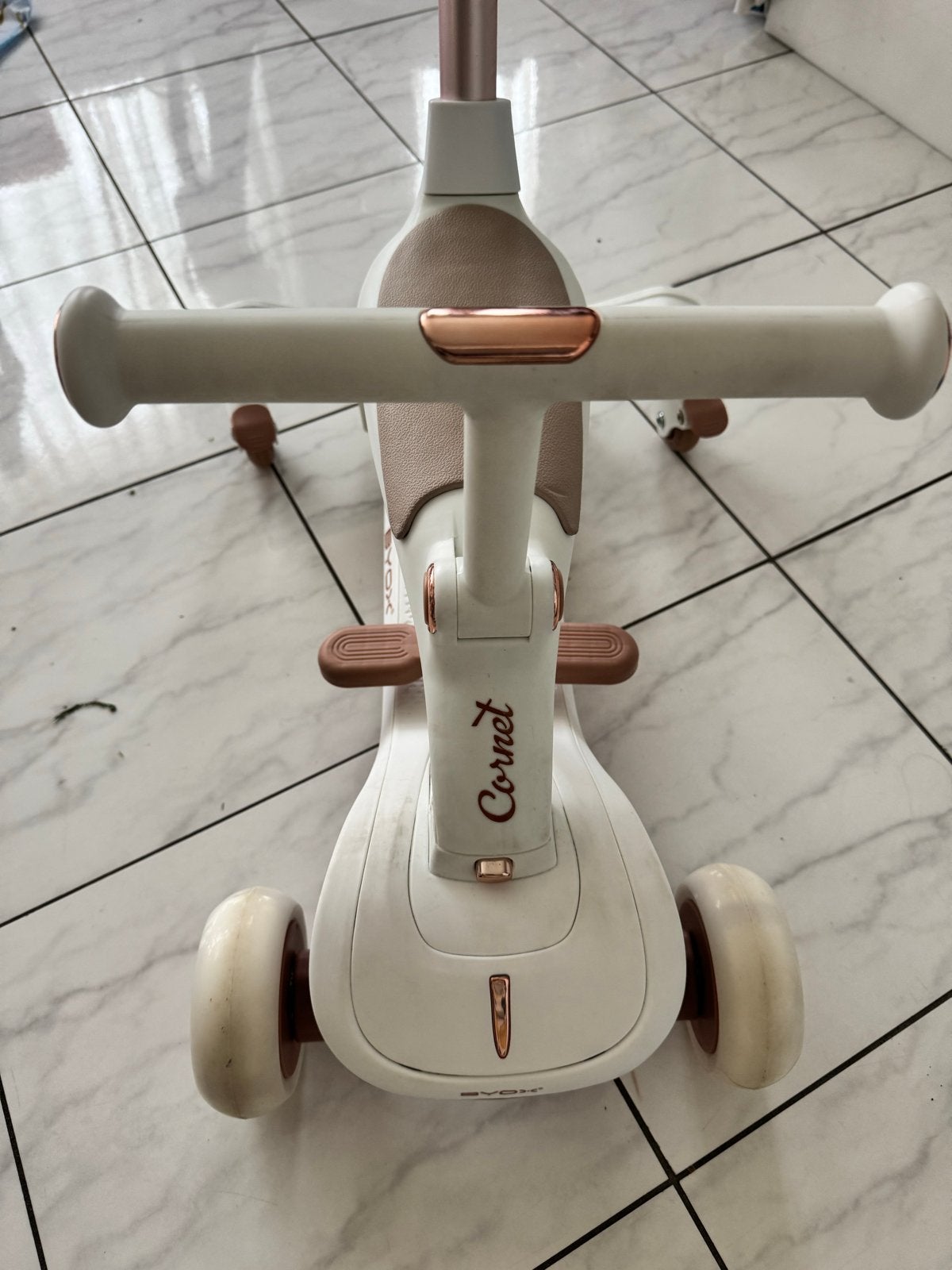 Byox Cornet 3-in-1 loopfiets/scooter/kinderstoel, Ophalen, Zo goed als nieuw, Velgrem, Duwstang