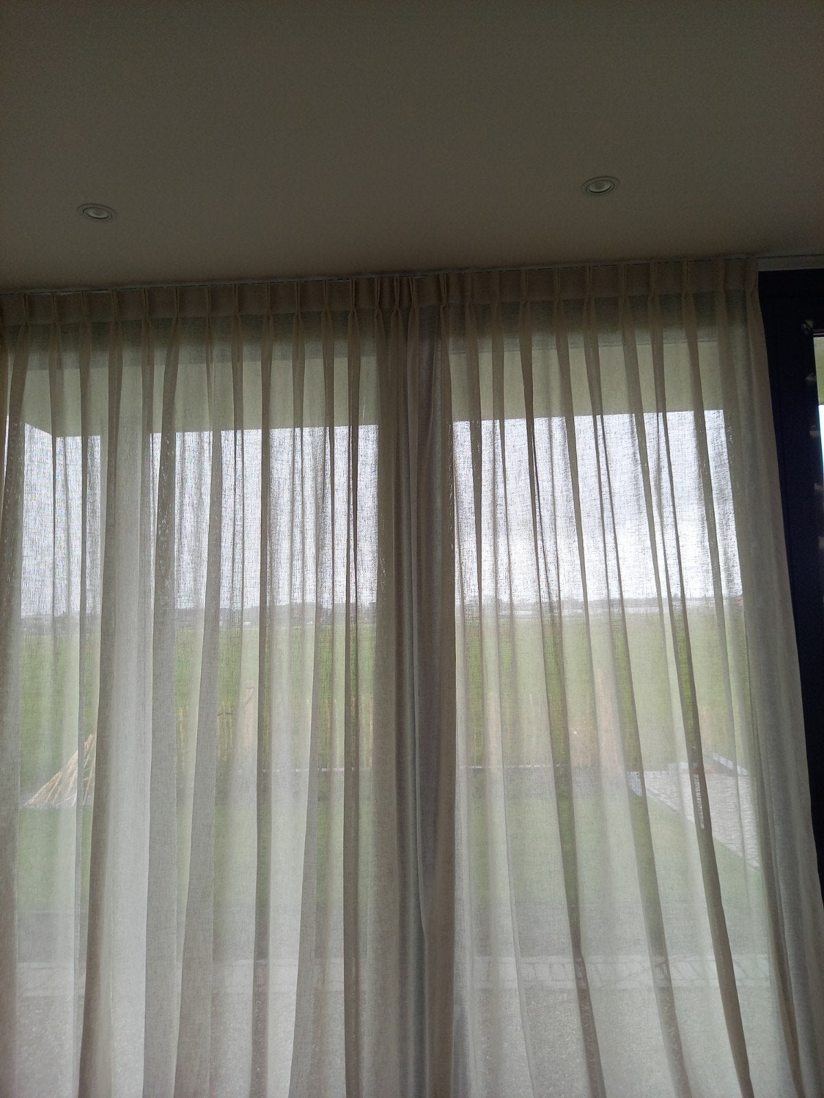 Off-white inbetween. 259x255 (hxb) " joan" kwantum, Kwantum, Wit, 259 cm, Ophalen of Verzenden