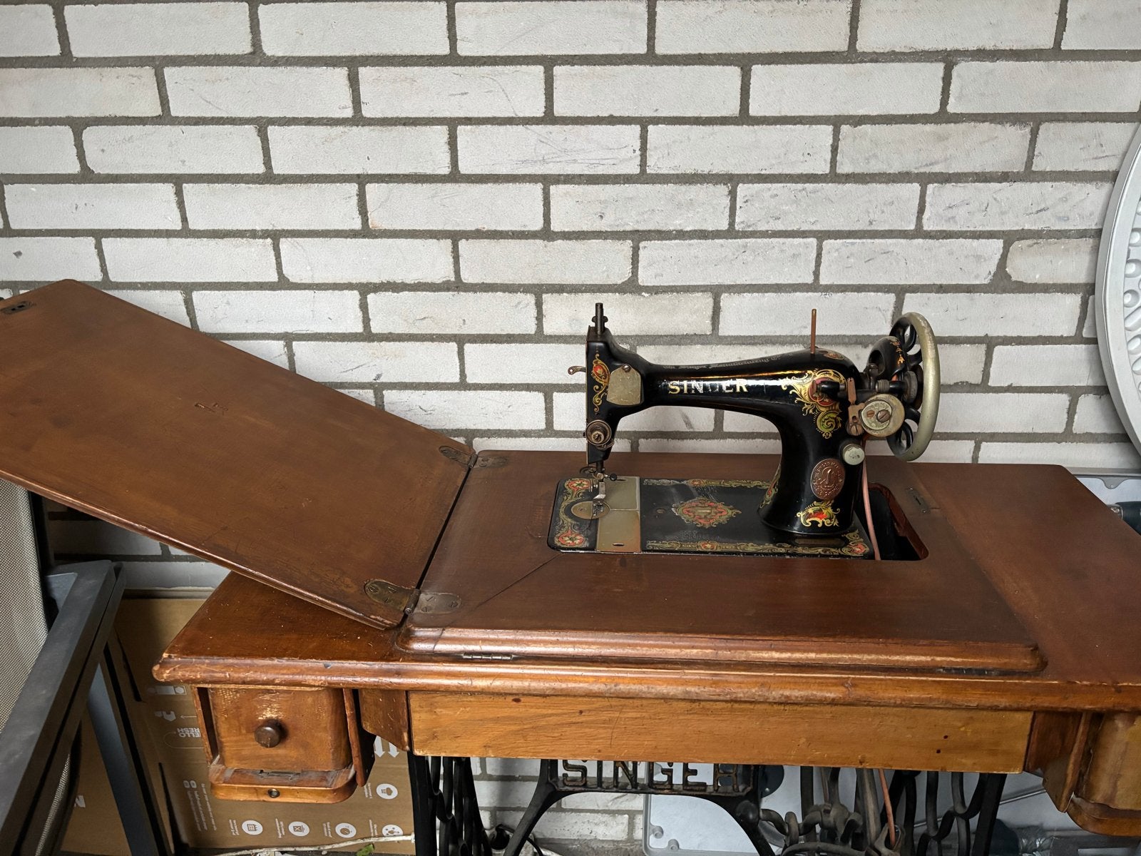 Antieke Singer Naaimachine met Tafel - Decoratief, Ophalen