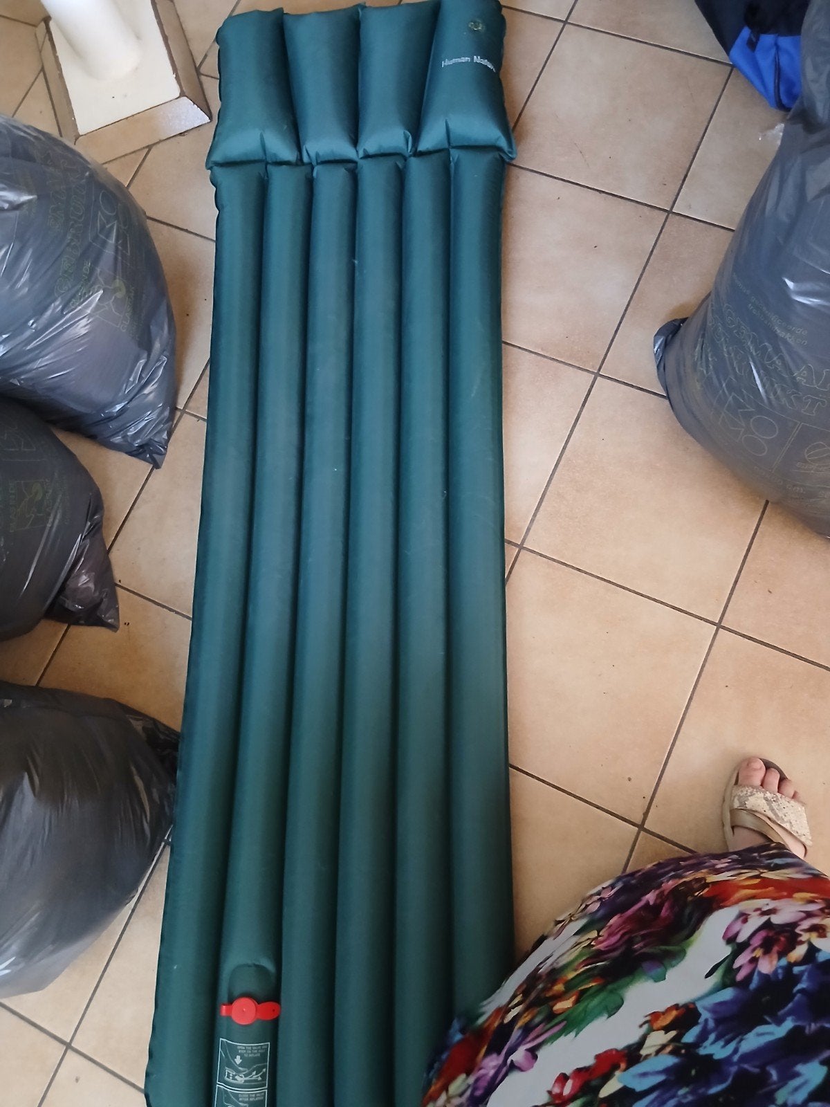 Easy Camp Hexa Slaapmat Pacific Blue met Ingebouwde Pomp, Caravans en Kamperen, Luchtbedden, Ophalen, Zo goed als nieuw