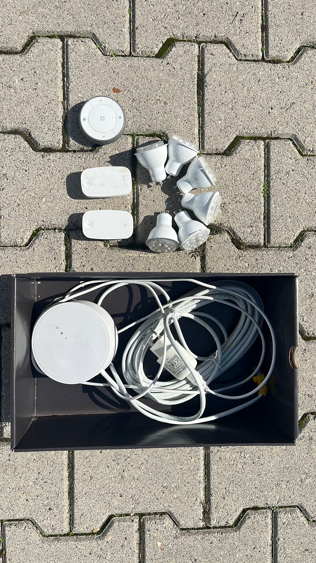 IKEA TRÅDFRI Smart Verlichting Set met Gateway en Lampen, 30 tot 60 watt, Led-lamp, Instelbaar wit, Zo goed als nieuw