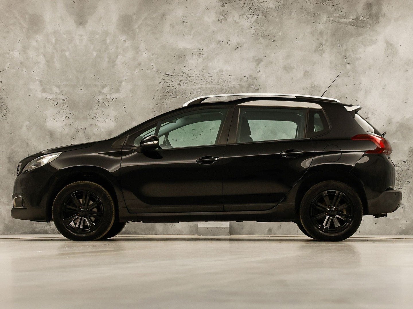 Peugeot 2008 1.2 PureTech Sport (NAVIGATIE, AIRCO, PANORAMAD, Auto's, Voorwielaandrijving, 12 maanden, Stof, Origineel Nederlands