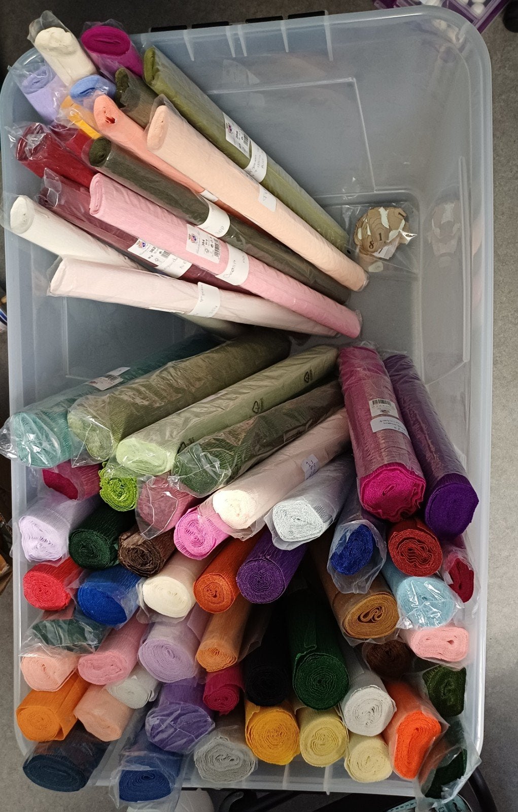 Floristen crepepapier, Ophalen, Zo goed als nieuw, Knutselmateriaal