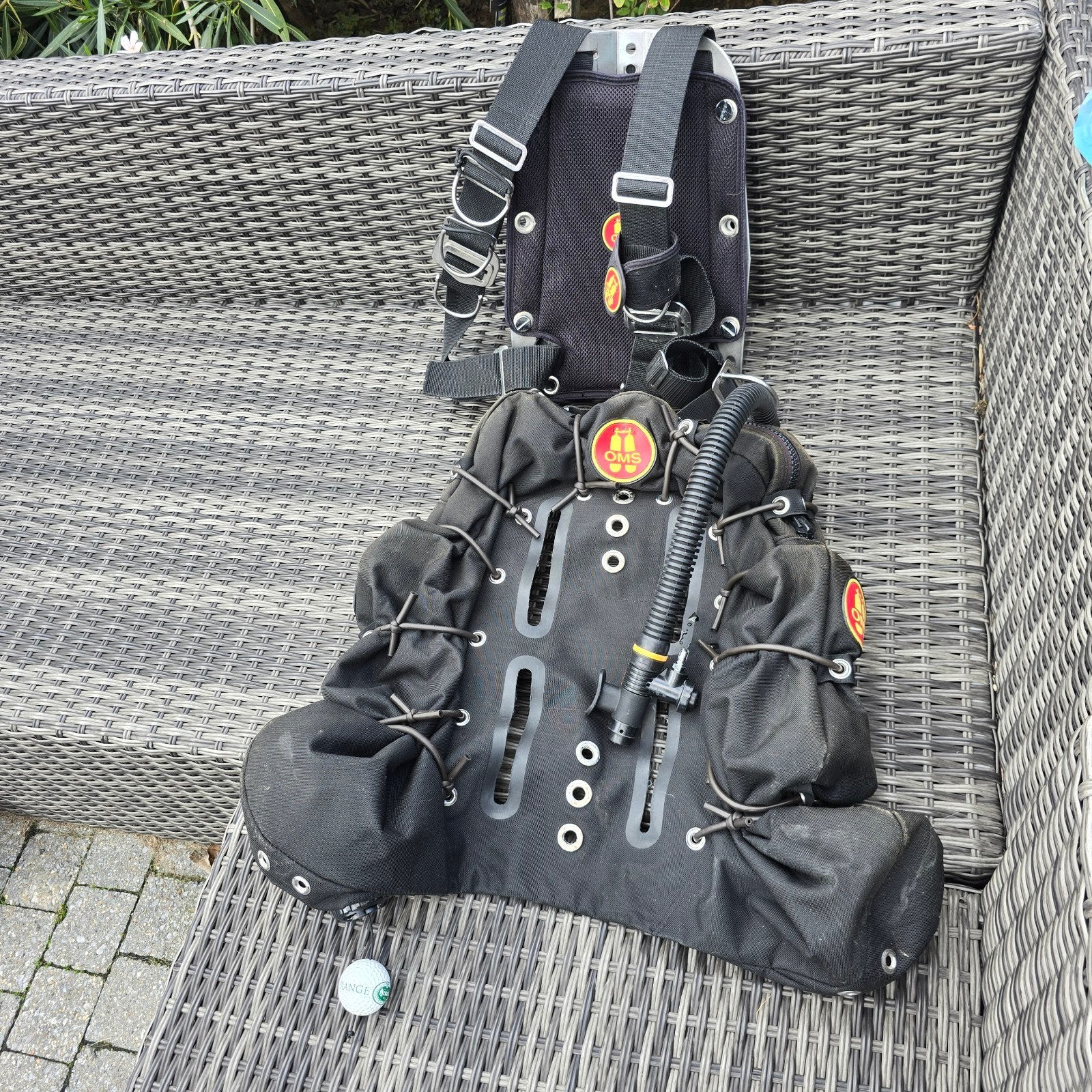 Wing 45 lbs van OMS met harnas en 6 kg Backplate, Watersport en Boten, Duiken, Ophalen, Gebruikt, Trimvest of Wing