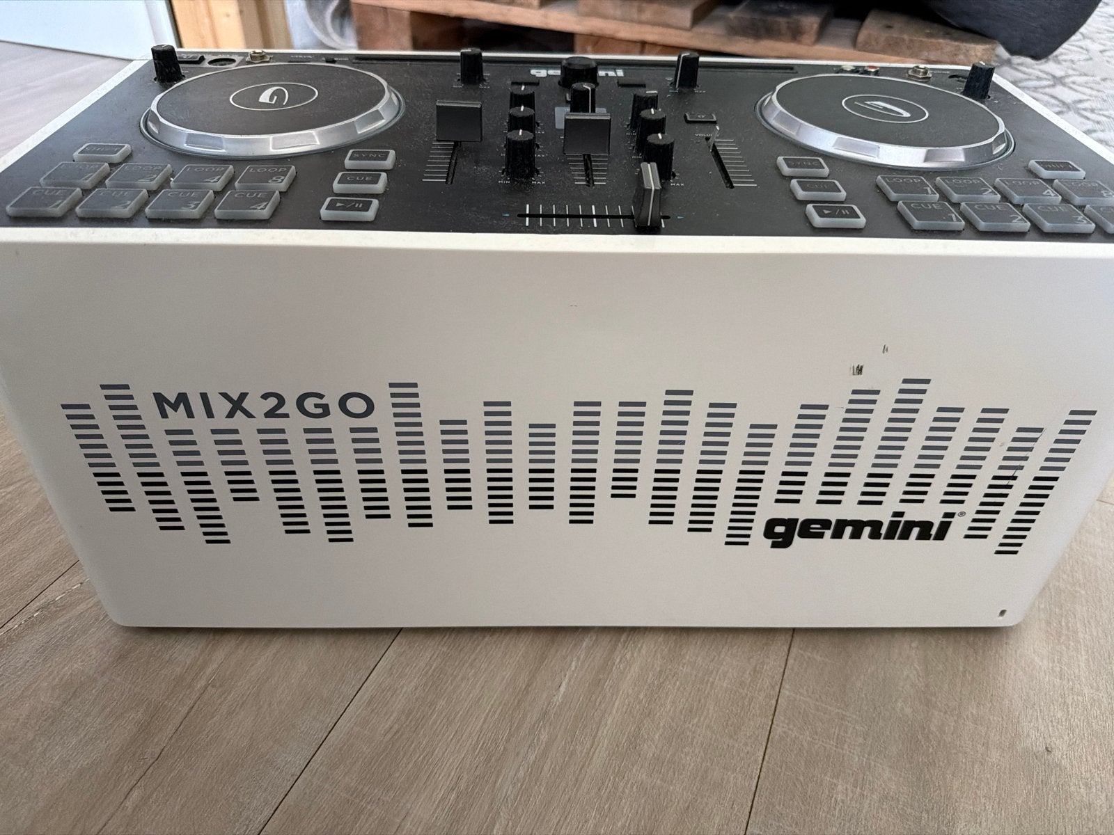 Gemini MIX2GO DJ Controller - Compact en Draagbaar, Ophalen, Gebruikt, Dj-set, Overige merken
