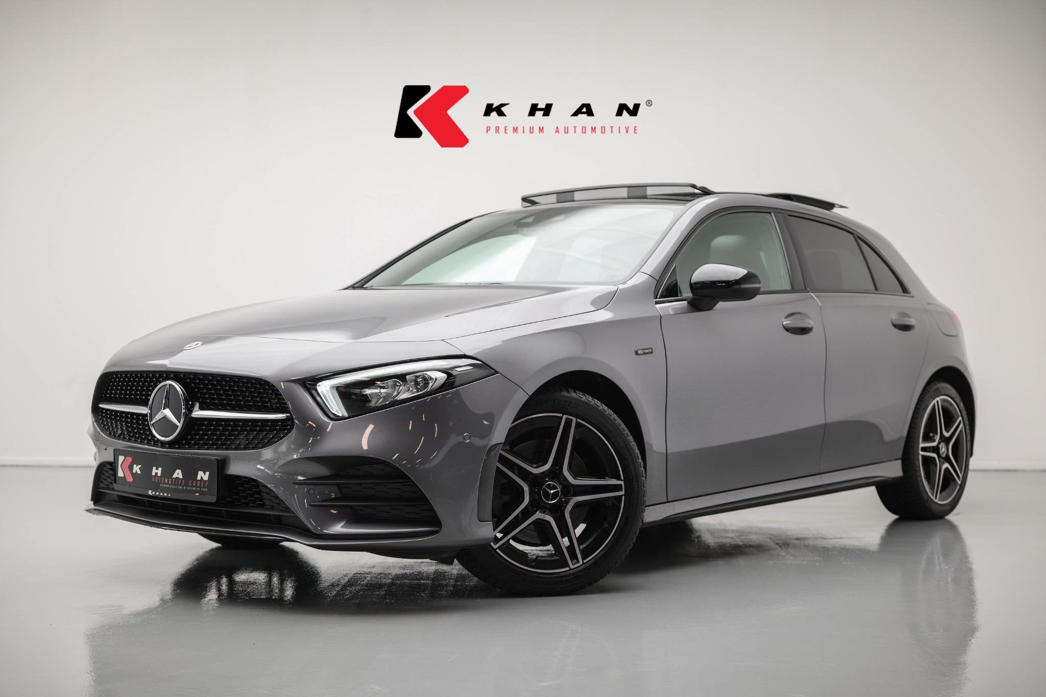 Mercedes-Benz A-klasse A250e AMG Line |Pano|Ambient|Carplay|, Auto's, Gebruikt, Euro 6, 4 cilinders, 16 kWh