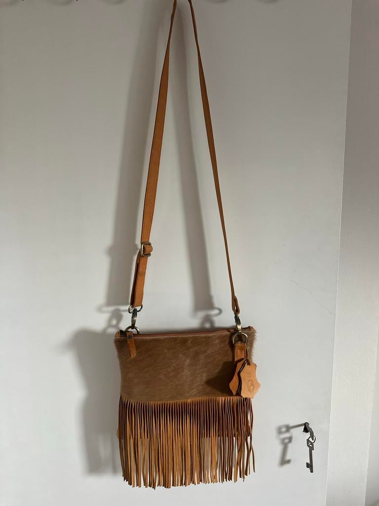 Handgemaakte Leren Tas met Franjes - Bali Import, Ophalen of Verzenden, Zo goed als nieuw, Bruin, Schoudertasje