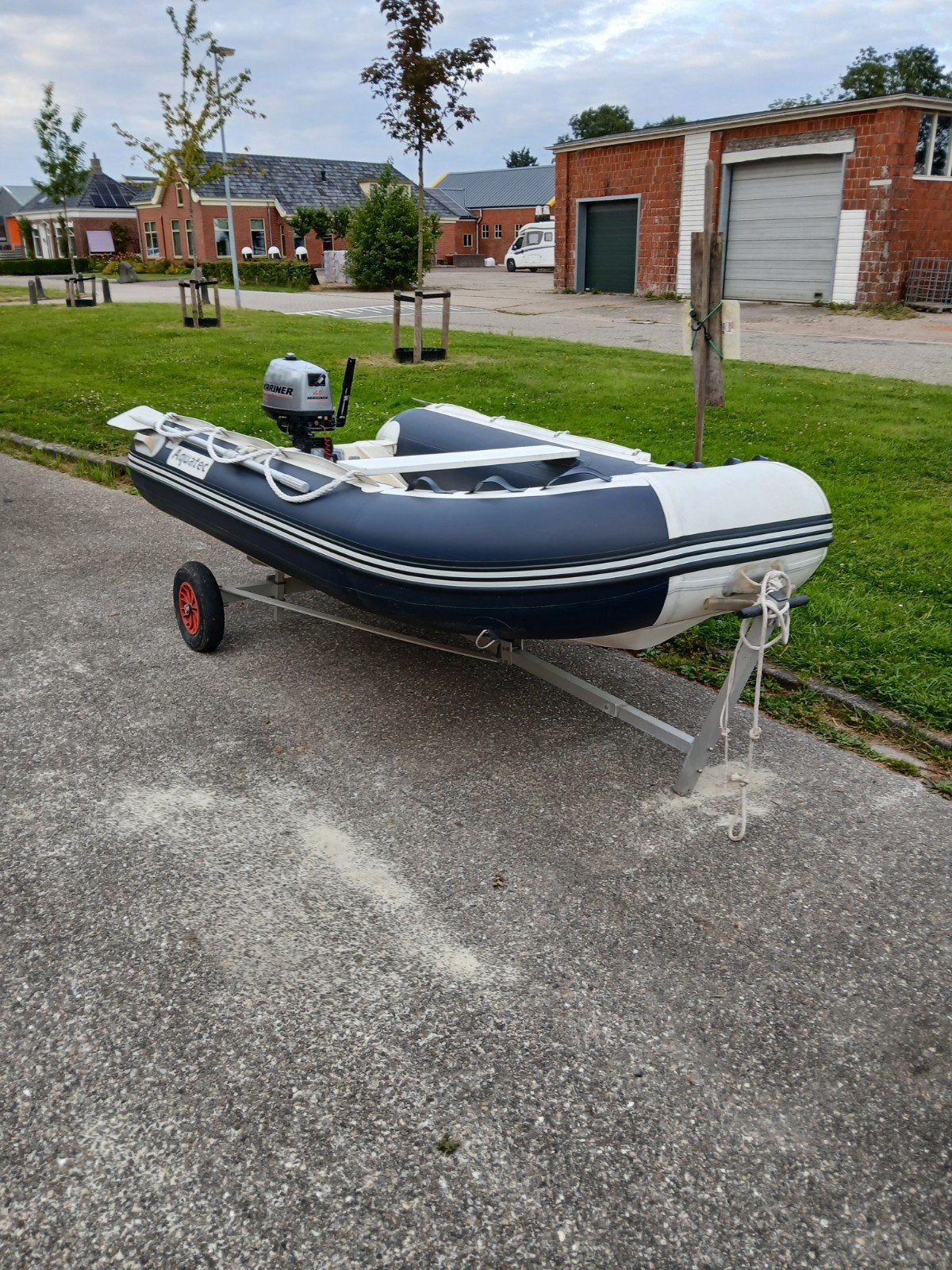 Mariner 4.0 buitenboordmotor met Aquatec rubberboot, Watersport en Boten, Ophalen, Gebruikt, Minder dan 5 pk, Buitenboordmotor