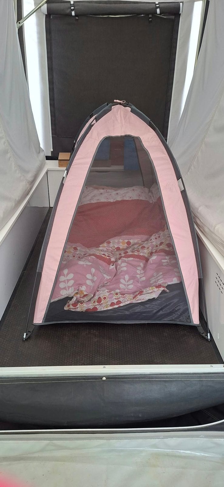 Deryan junior bed tent, Ophalen, Zo goed als nieuw