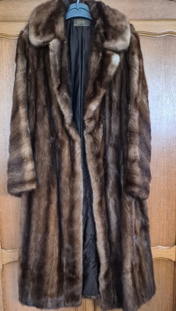 vintage nertsmantel bontjas, Ophalen of Verzenden, Zo goed als nieuw, Maat 42/44 (L), Meerkleurig