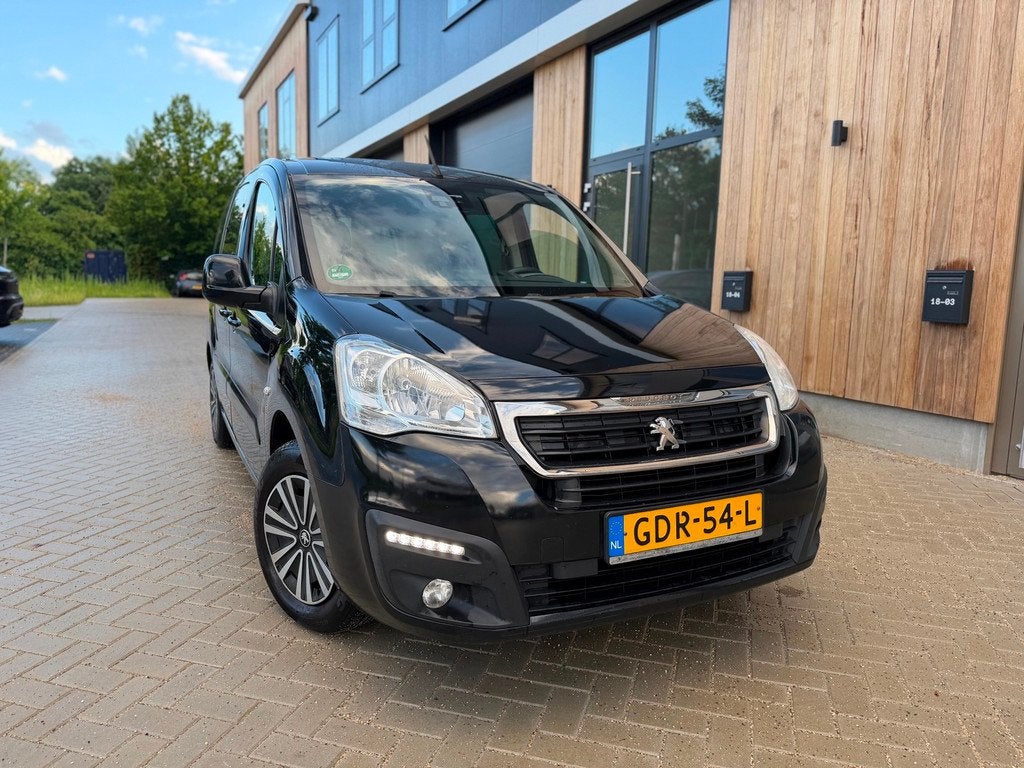 Peugeot Partner Tepee 1.6 BlueHDi Allure 100PK (bj 2018) 5P|, Auto's, Peugeot, Bedrijf, Te koop, Partner Tepee, Achteruitrijcamera