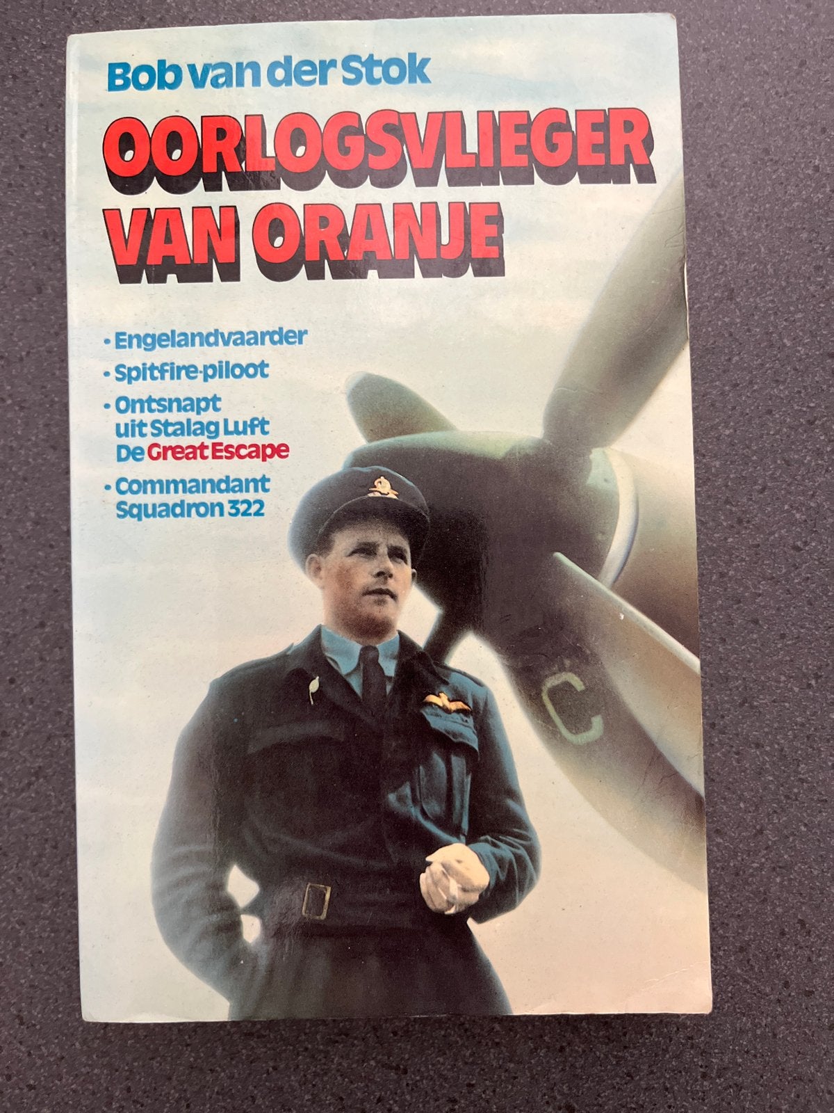Oorlogsvlieger van Oranje - Bob van der Stok, Ophalen of Verzenden, Tweede Wereldoorlog, Gelezen, Luchtmacht