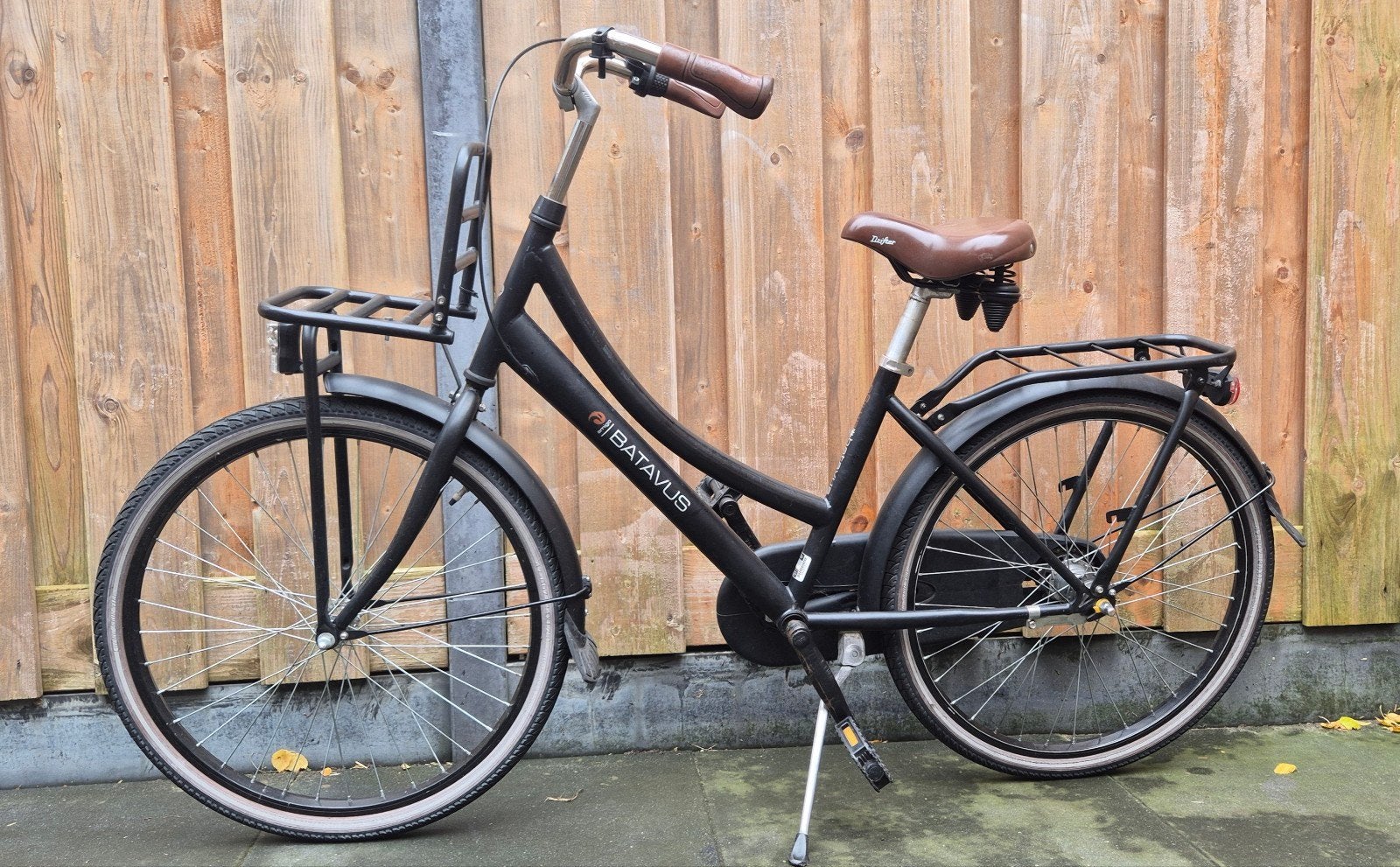 Batavus Amigo Damesfiets - Zwart, 3 versnellingen, Terugtraprem, Gebruikt, Versnellingen, Batavus