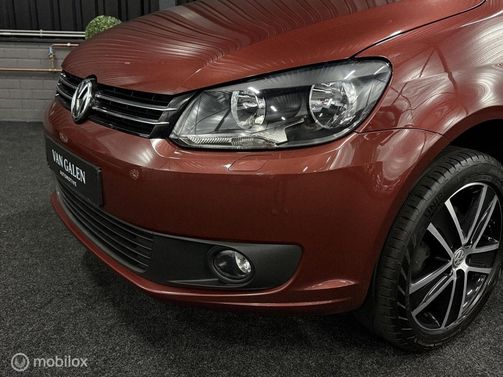Volkswagen Caddy Combi 1.2 TSI Edition 30! Highline Trekhaak, Auto's, Voorwielaandrijving, 12 maanden, Gebruikt, Leder