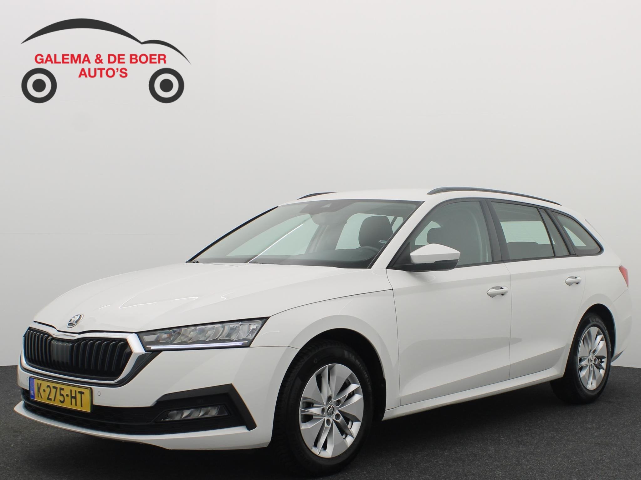 Skoda Octavia Combi 1.0 e-TSI Business Edition AUTOMAAT / TR, Auto's, Parkeersensor, Stof, Gebruikt, Euro 6