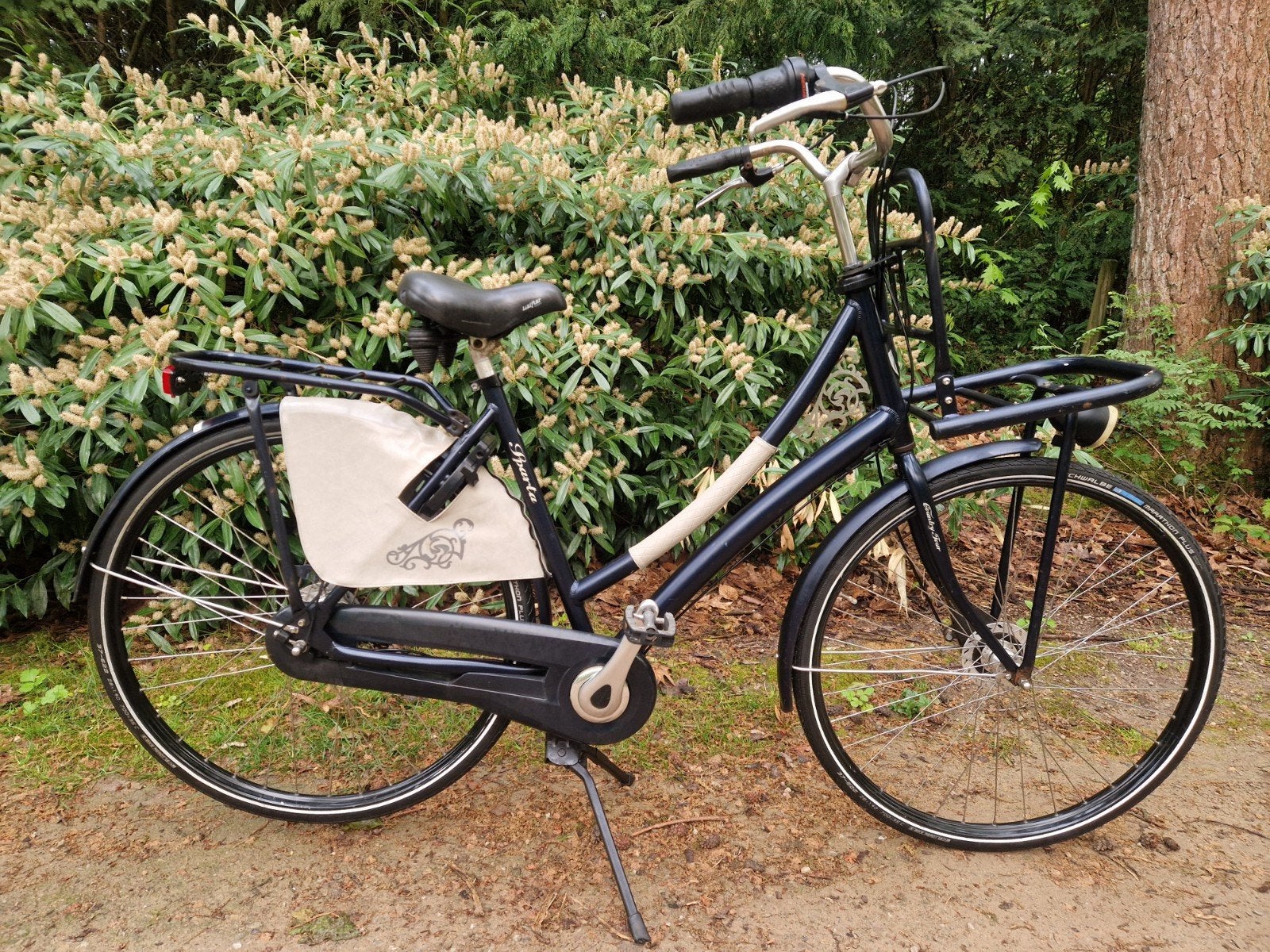 Donker blauwe 28" inch Meisjes/ Damesfiets transportfiets, Fietsen en Brommers, Fietsen | Meisjes, Zo goed als nieuw, 26 inch of meer