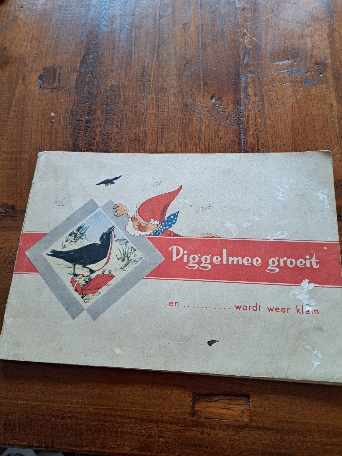 Vintage kinderboek: Piggelmee groeit en wordt weer klein, Boeken, Ophalen of Verzenden, Gelezen, D. Roodenburg, Nans van Leeuwen, Pieter den Besten
