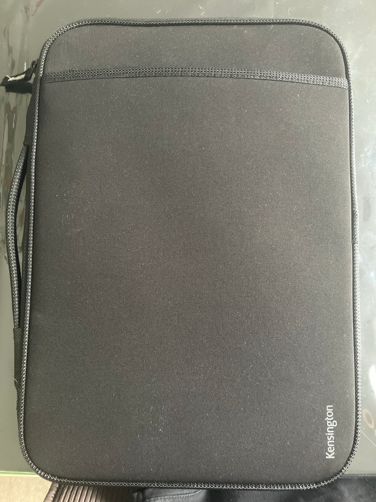 Kensington Laptophoes K62610 - Zwart, Computers en Software, Laptophoezen, Ophalen of Verzenden, 14 inch, Zo goed als nieuw