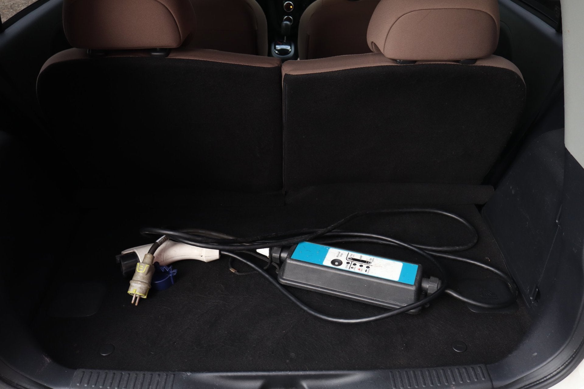 Citroen C-Zero 4- DEURS,16 kWhAUTOMAAT ,GOEDKOOP RIJDEN, Auto's, 150 km, Achterwielaandrijving, 16 kWh, 4 stoelen