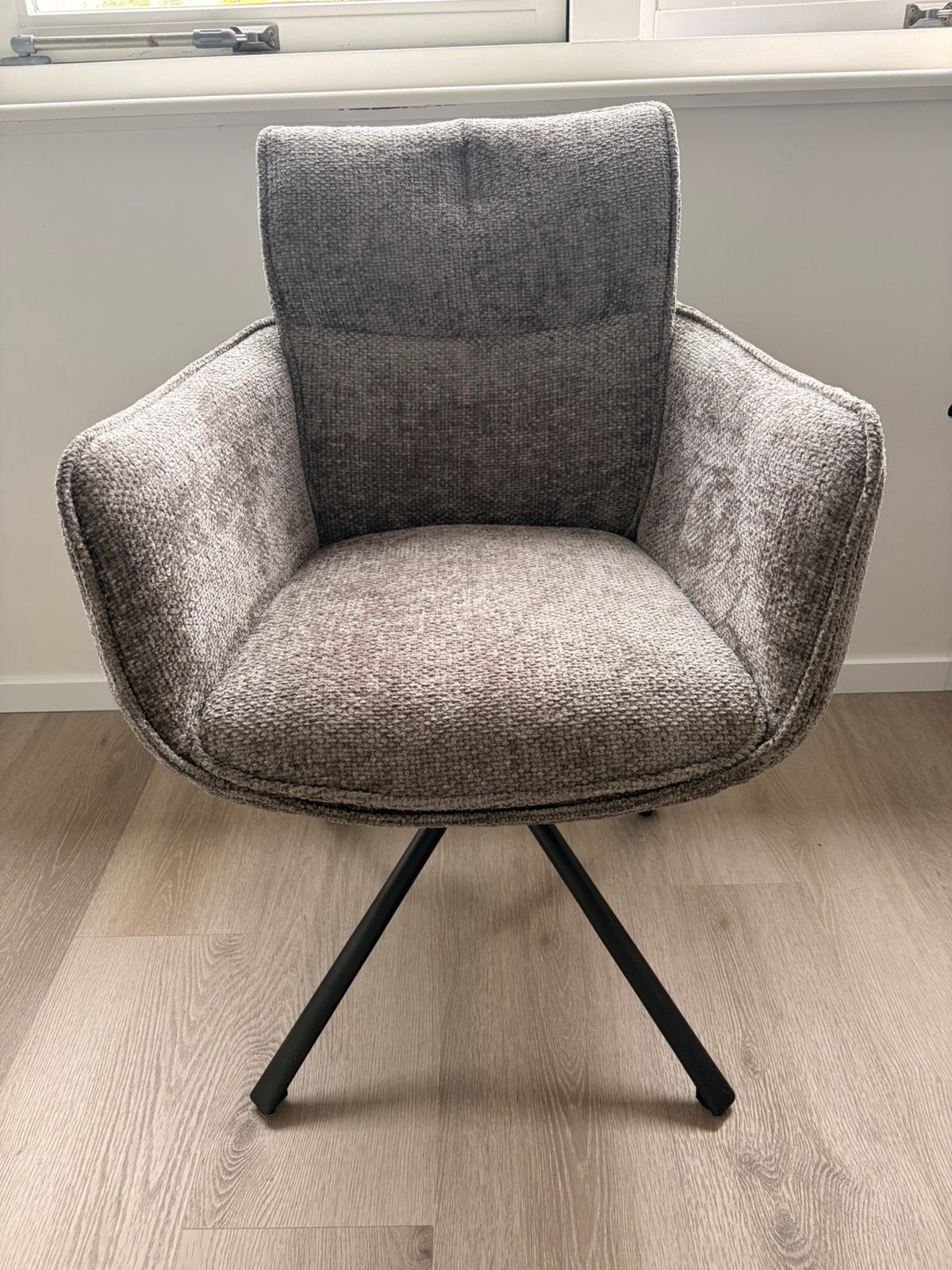 Eetkamerstoel 4x, Huis en Inrichting, Stoelen, Ophalen, Bruin, Zo goed als nieuw, Vier