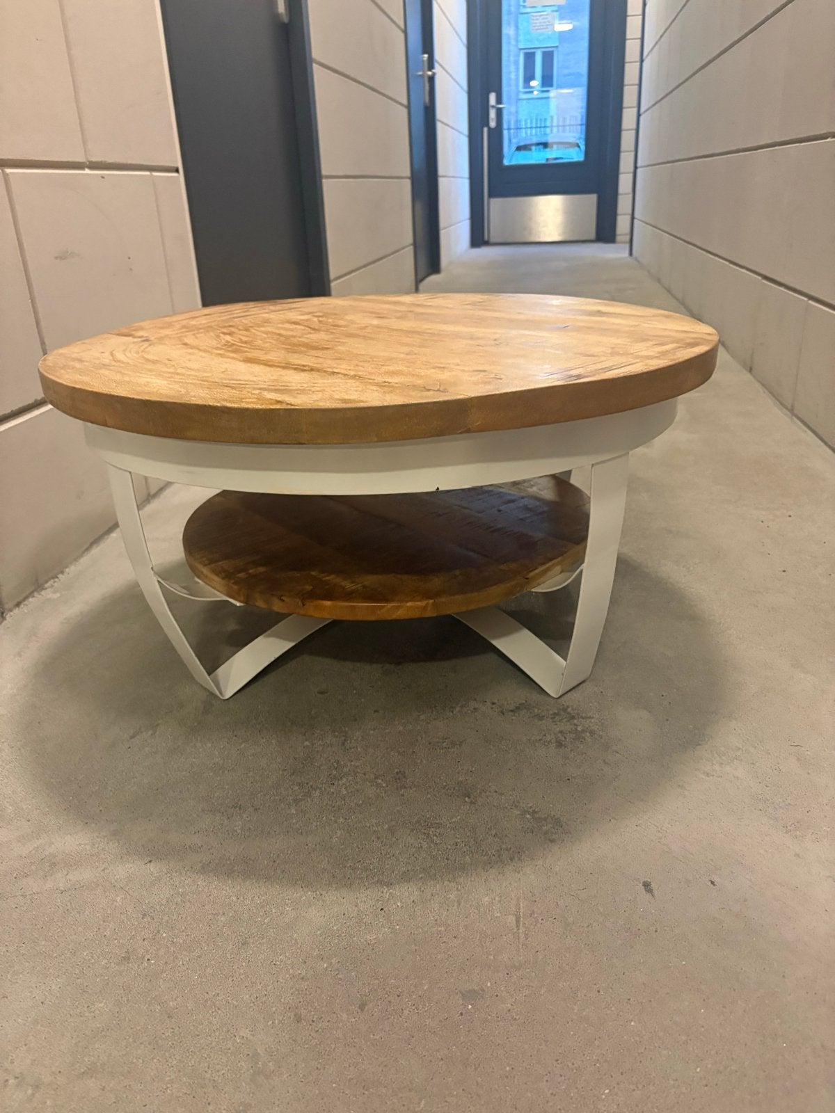 Salontafel rond hout met wit metalen onderstel, Ophalen, Gebruikt, Rond, 50 tot 100 cm
