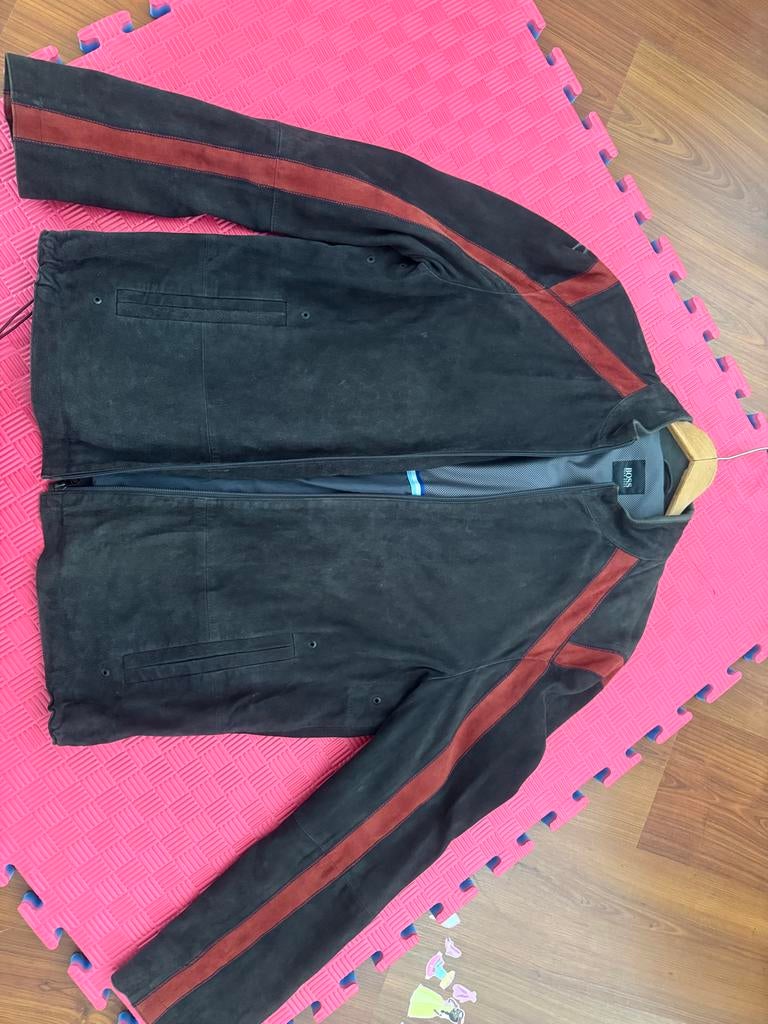 Hugo Boss suède jas, Kleding | Heren, Jassen | Zomer, Gedragen, Maat 52/54 (L), Grijs, Ophalen of Verzenden