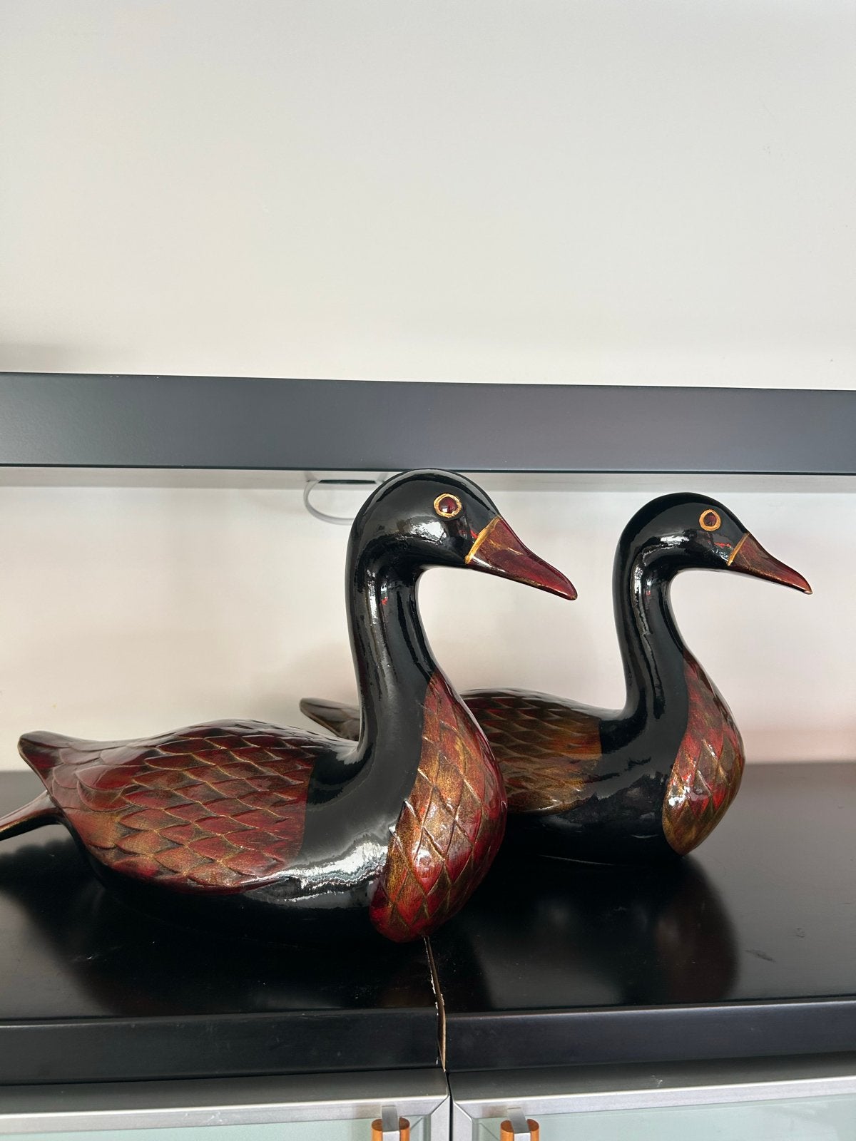 2 Houten eenden - bruin met zwart, Hout, Meerkleurig, Ophalen of Verzenden, Landelijk