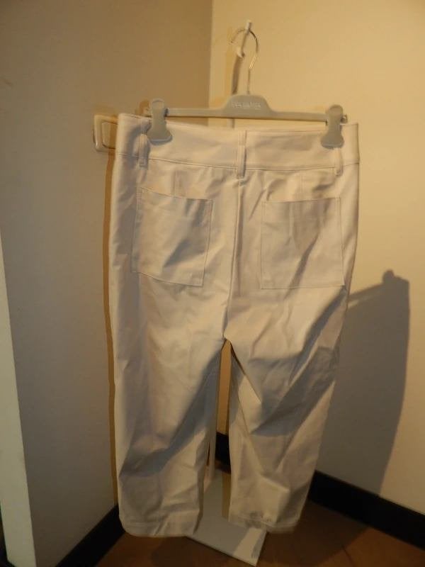 Marccain leder look broek creme kleur capri model N5, Overige kleuren, Verzenden, Maat 42/44 (L), Zo goed als nieuw