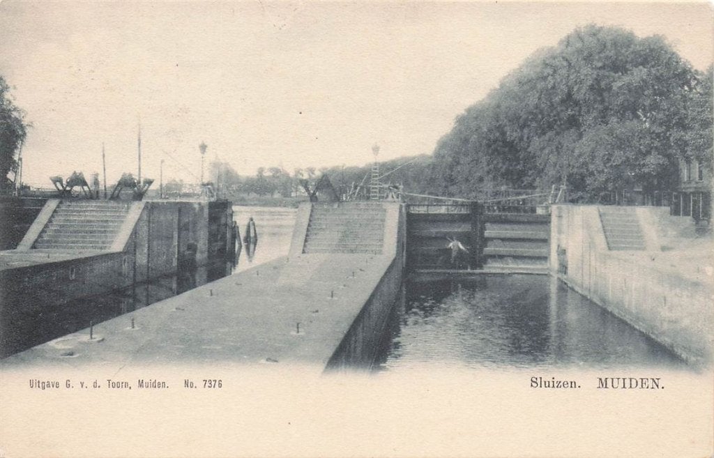 703-010-019 Muiden Sluizen, Verzamelen, Ansichtkaarten | Nederland, Verzenden, Voor 1920, Noord-Holland