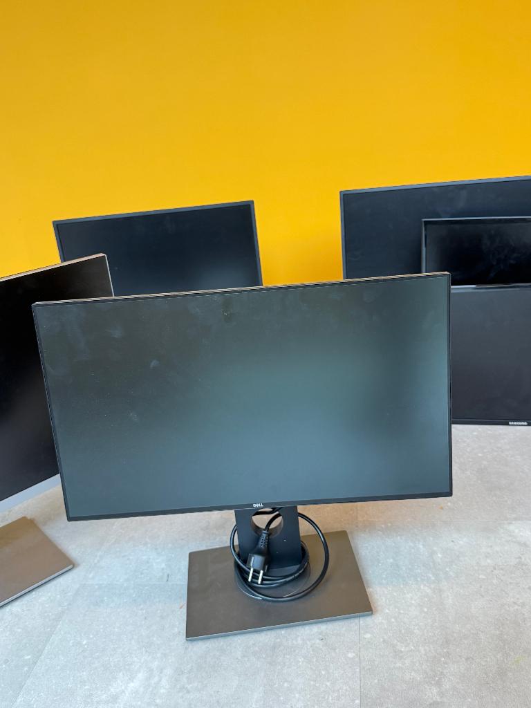 Dell UltraSharp U2417H – 24" IPS InfinityEdge | €70, Computers en Software, Monitoren, Ophalen, IPS, Full HD, Zo goed als nieuw