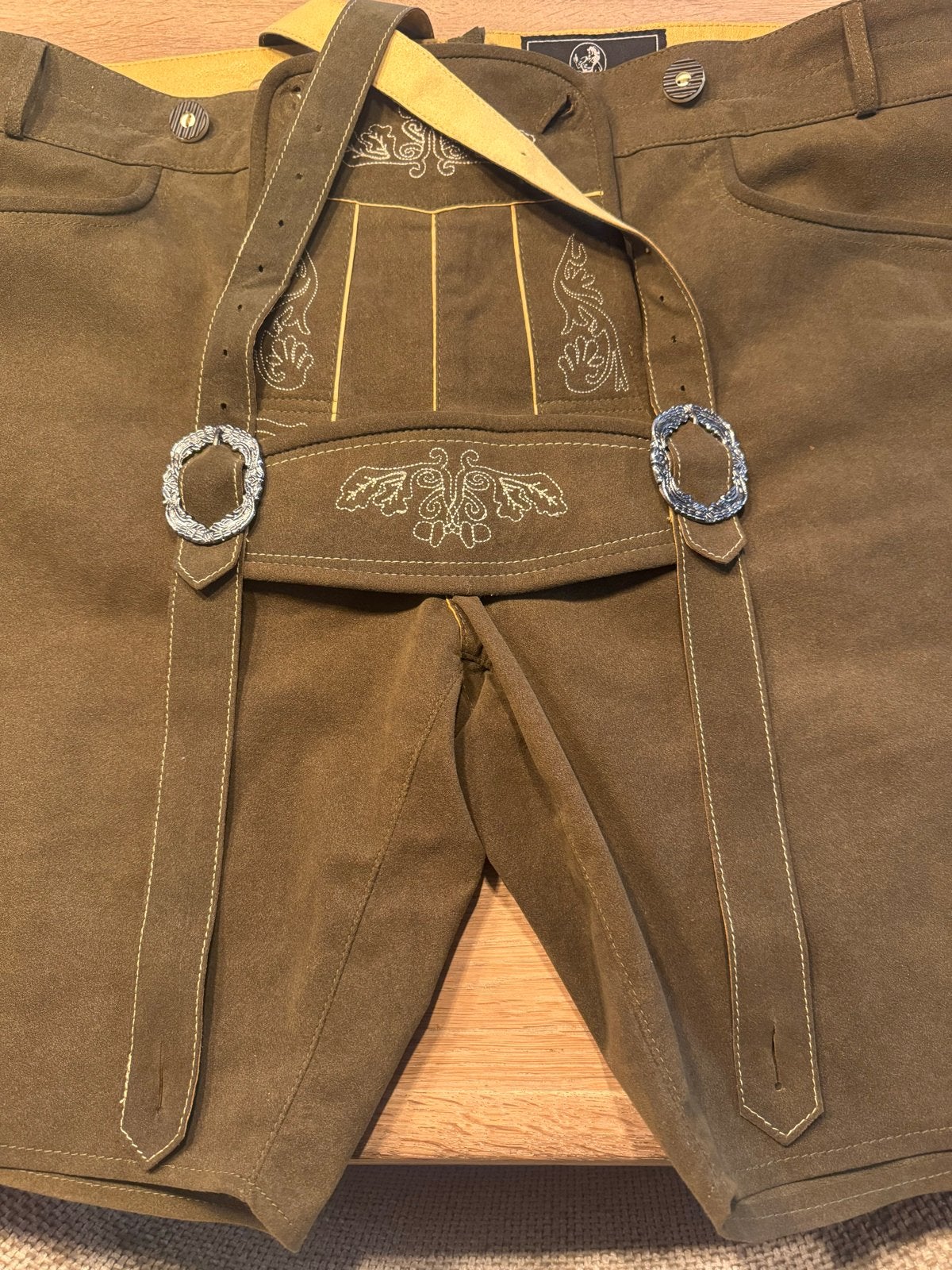 Lederhose maat 64 - Prima kwaliteit, Overige maten, Ophalen of Verzenden, Overige thema's, Kleding