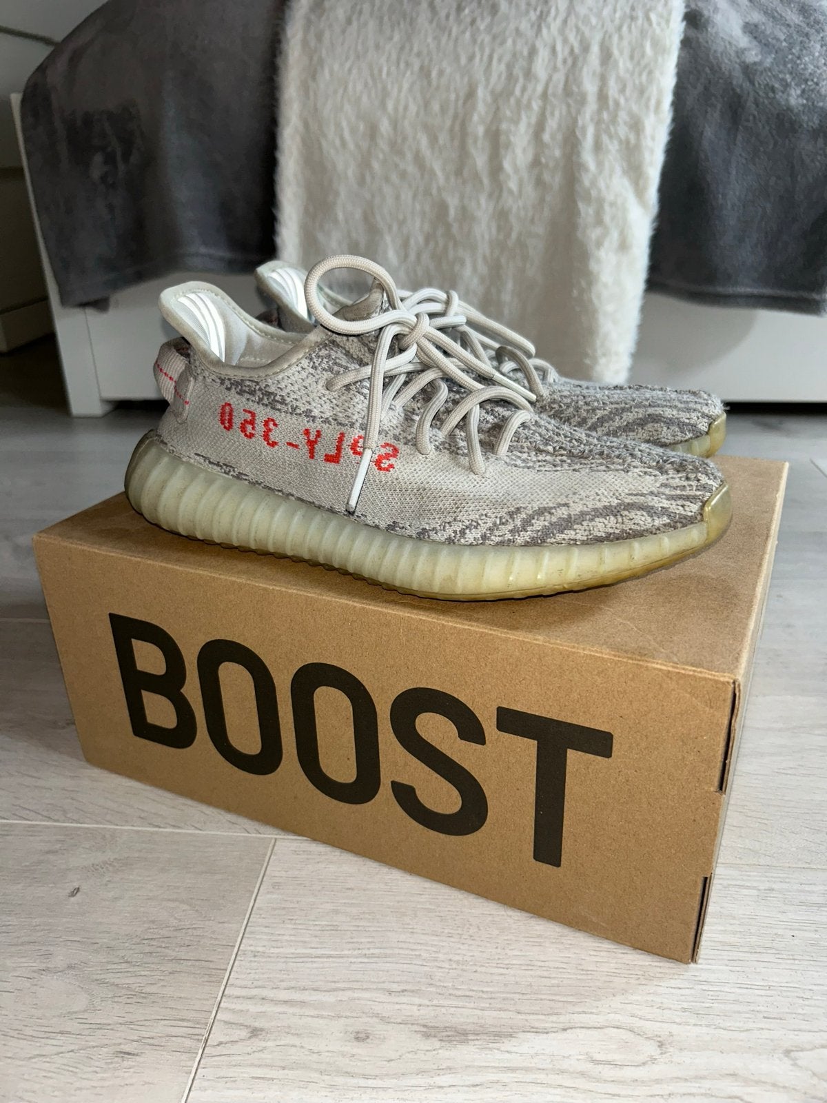 Adidas Yeezy Boost 350 V2 Beluga 2.0, Ophalen of Verzenden, Gedragen, Overige kleuren, Sneakers of Gympen