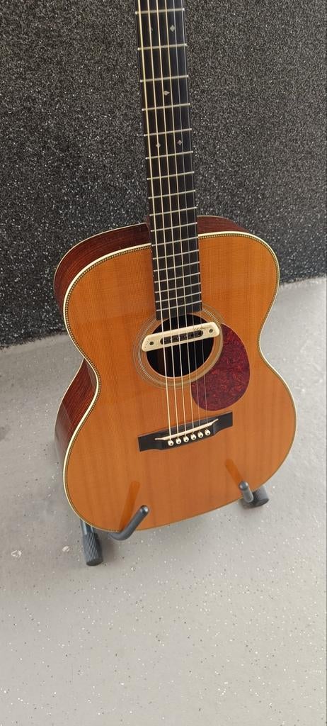 C.F. Martin OM-28V uit 2000 in onberispelijke staat, Ophalen of Verzenden, Gebruikt, Western- of Steelstringgitaar