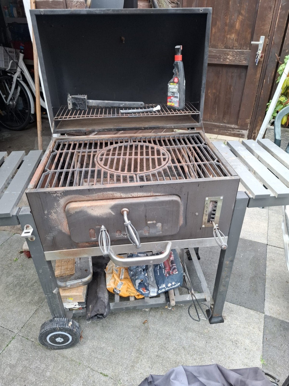 Terrington House BBQ Grill met thermometer en zijtafels, Ophalen of Verzenden, Gebruikt, Terrington House