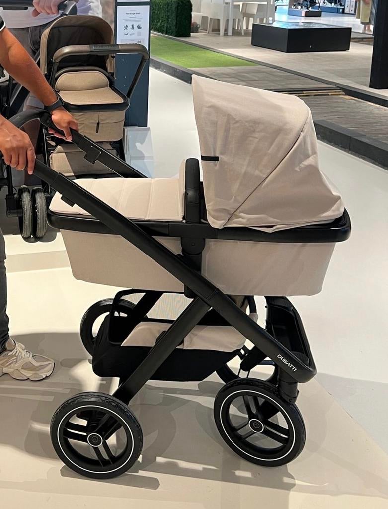 Dubatti Two kinderwagen + toebehoren, Gebruikt, Combiwagen, Met autostoeltje, Ophalen