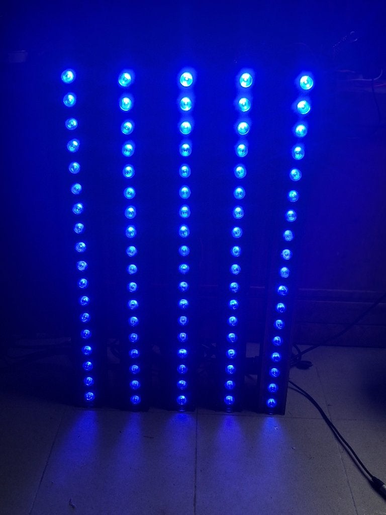 5 stuks Showtec Powerline 18 RGB outdoor LED bar + 2, Muziek en Instrumenten, Ophalen, Zo goed als nieuw, Licht, Geluidgestuurd