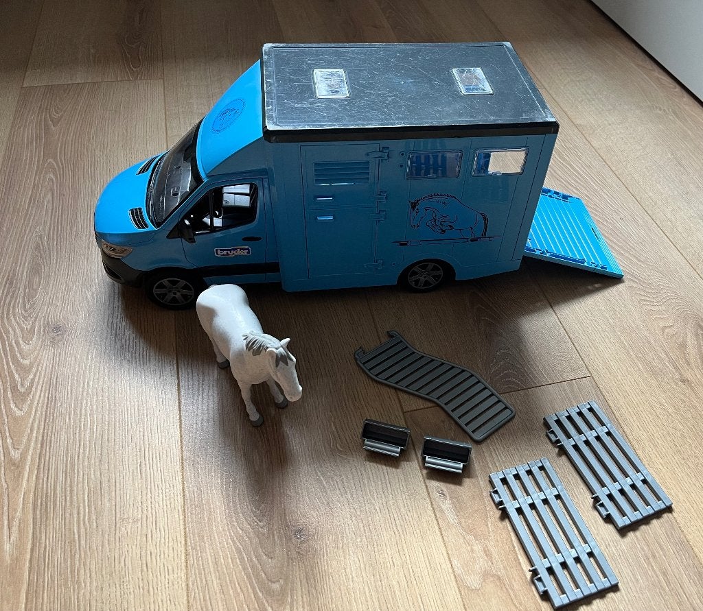 Bruder speelgoed, Ophalen, Zo goed als nieuw