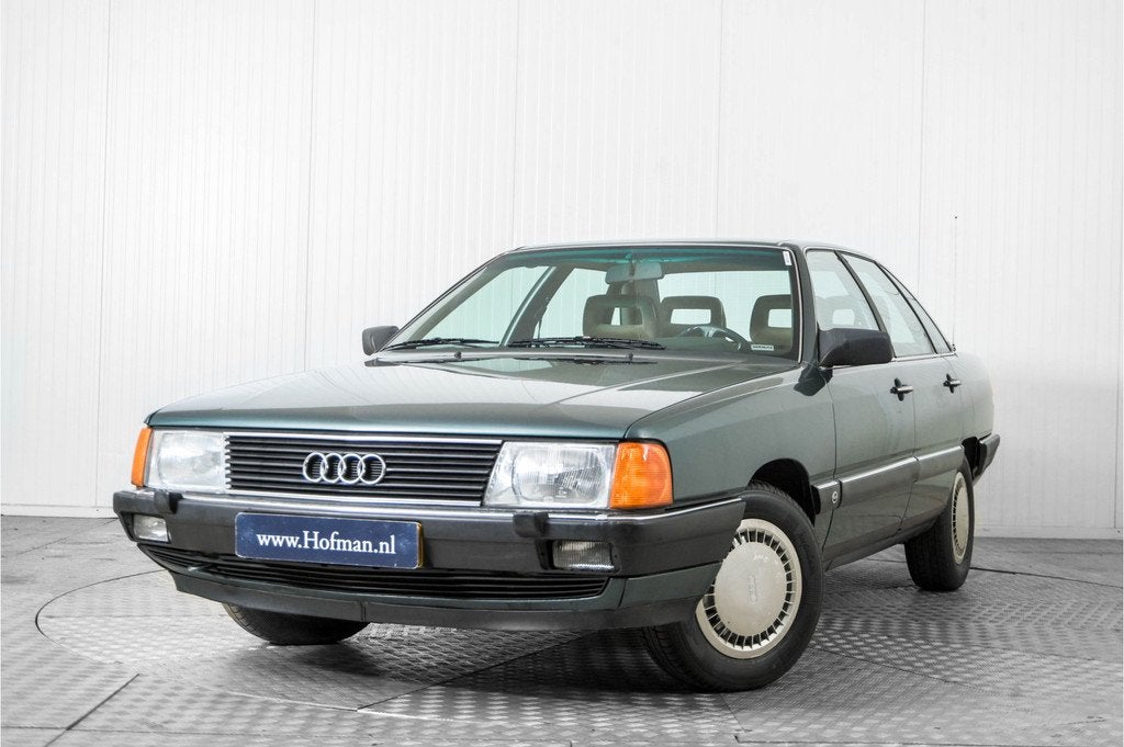 Audi 100 Turbodiesel 5 cylinder . (bj 1986), Auto's, Audi, Voorwielaandrijving, Bedrijf, Sedan, Geïmporteerd
