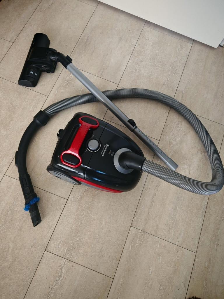 Stofzuiger Sauber 800 watt. 29 euro, Ophalen, Zo goed als nieuw