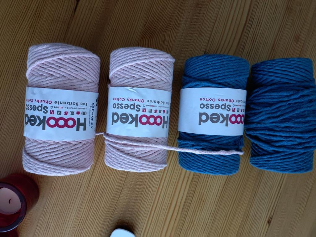 Hooked Spesso chunky cotton 500gram. 4 stuks nieuw., Ophalen of Verzenden, Nieuw, Breien of Haken, Wol of Garen