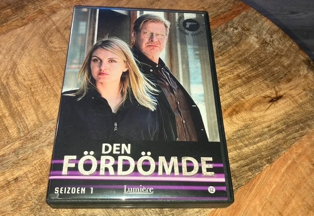 Den Fordomde Season 1 dvd box, Cd's en Dvd's, Ophalen of Verzenden, Zo goed als nieuw