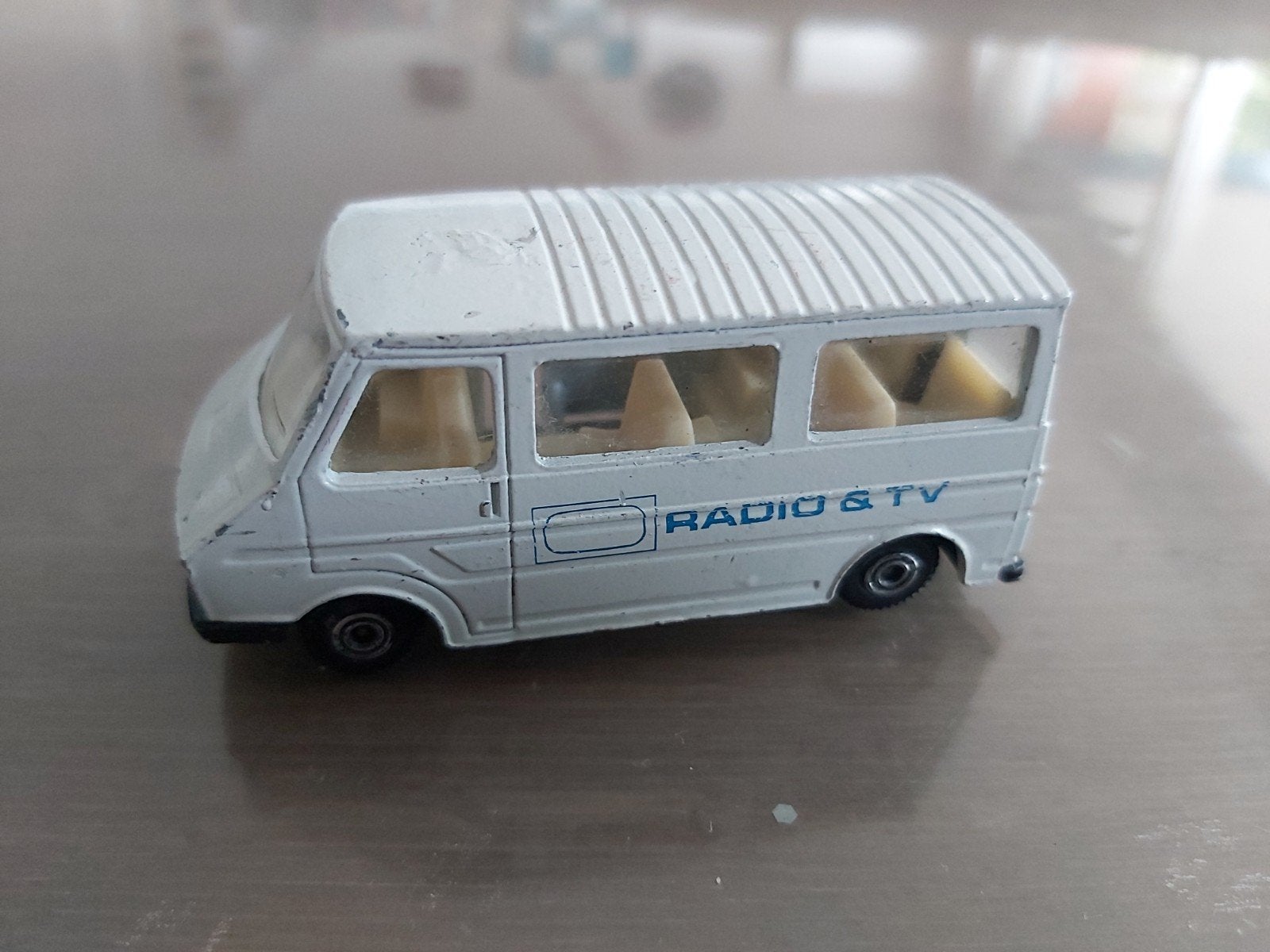 Citroën c35 efsi radio & tv bus 1:68 wit, Ophalen of Verzenden, Gebruikt, Bus of Vrachtwagen