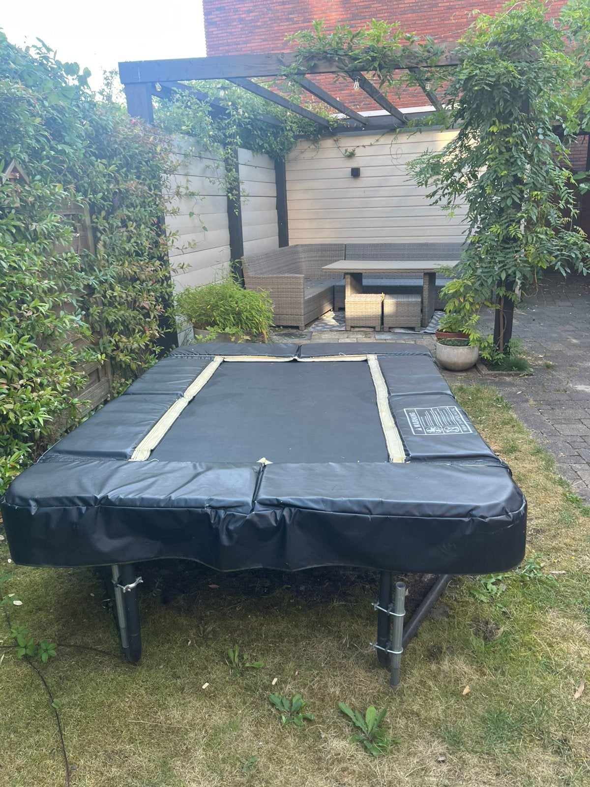 Trampoline, Ophalen, Gebruikt