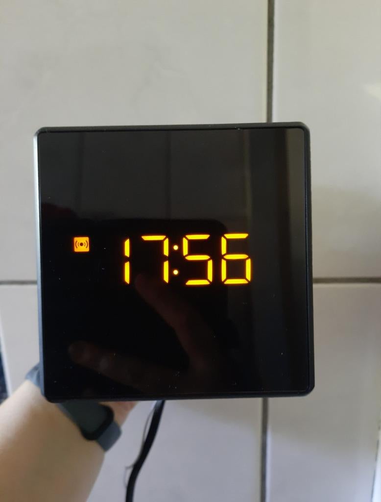 SONY ICF-C1 AM/FM Wekkerradio Zwart, Ophalen of Verzenden, Gebruikt, Radio