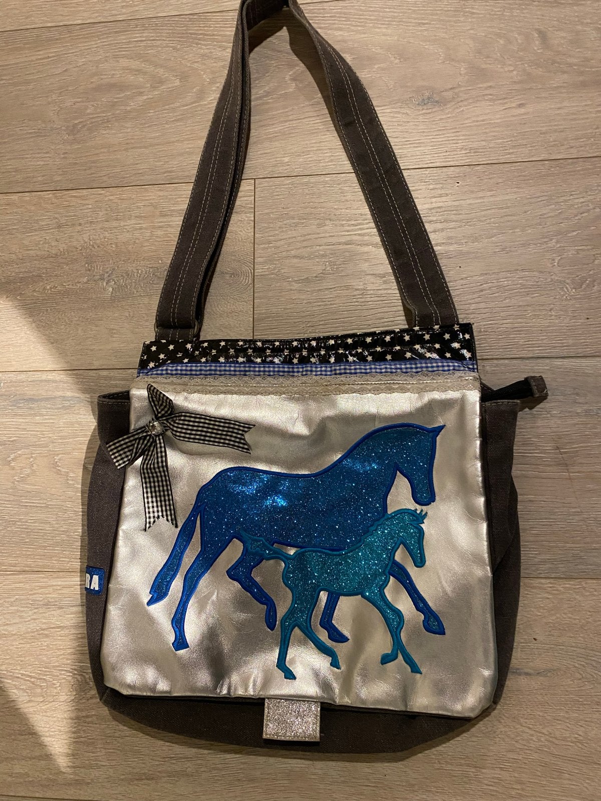 Zebra paardentas met glitter paarden, Ophalen of Verzenden, Gebruikt, Grijs, Schoudertasje