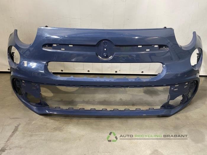 Voorbumper van een Fiat 500L (407/C), Gebruikt, -, -, Ophalen of Verzenden