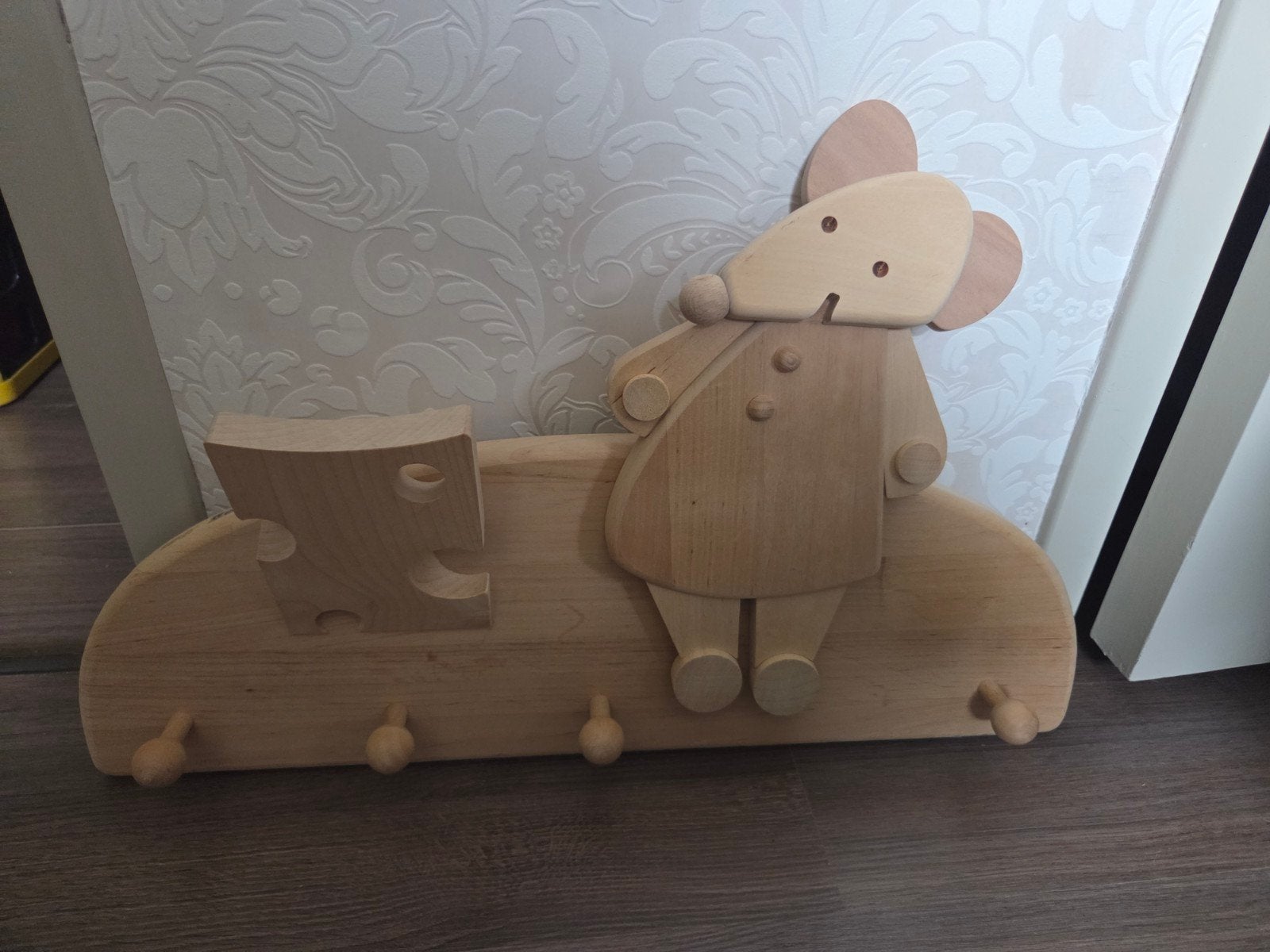 Nieuwe houten kinderkapstok, Nieuw, Ophalen of Verzenden, Minder dan 100 cm, Kinderkapstok
