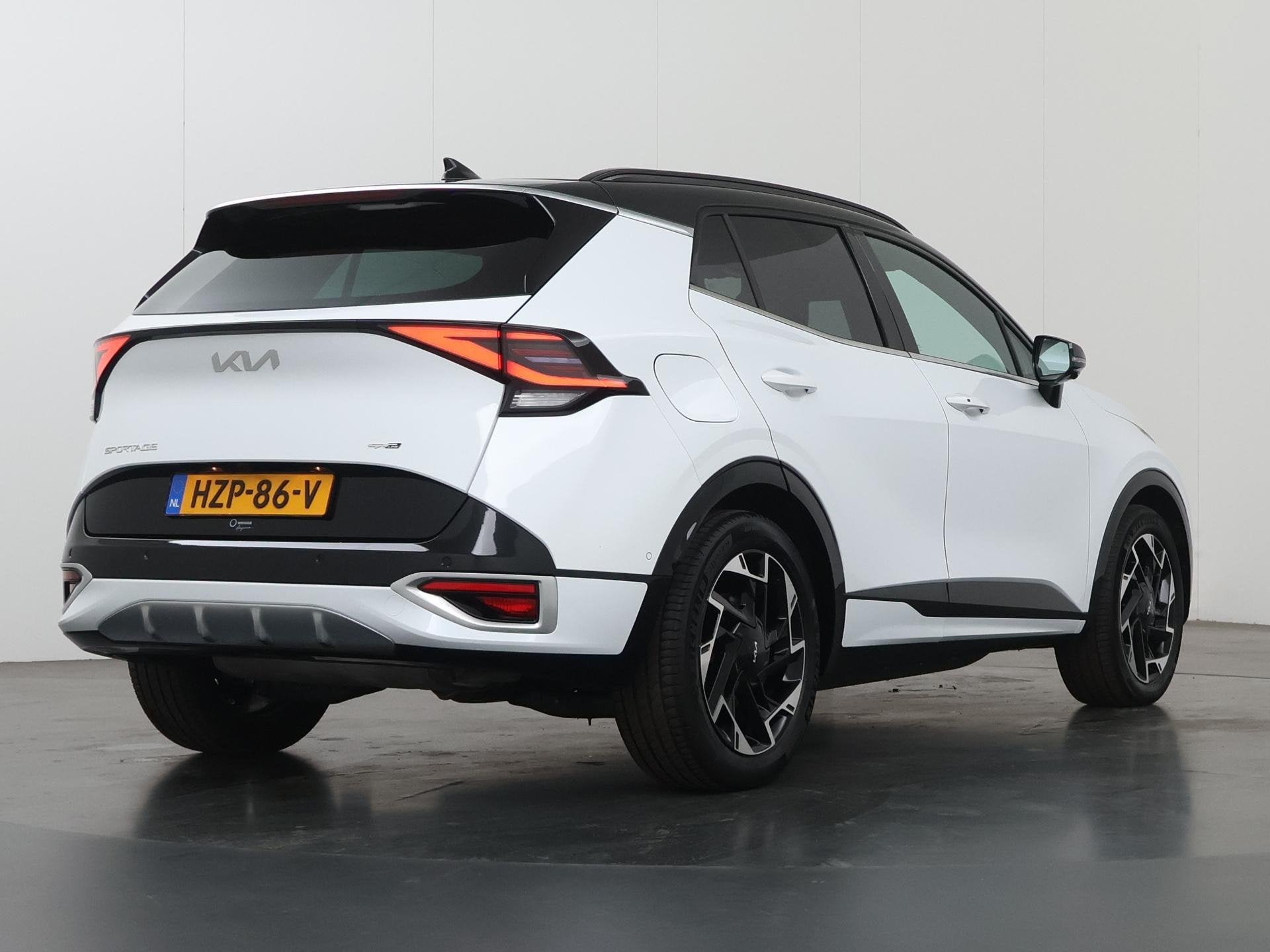Kia Sportage 1.6 T-GDi Plug-in Hybrid AWD GT-PlusLine | Pano, Automaat, 14 kWh, Gebruikt, Euro 6