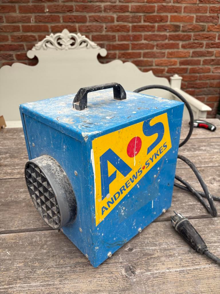 Elektrische bouwdroger heater 3kw 250m3/uur, Ophalen, 30 tot 80 cm, Gebruikt, Kachel